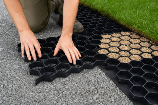 Eko kratka na podjazd lub parking – jak układać i ile kosztuje montaż